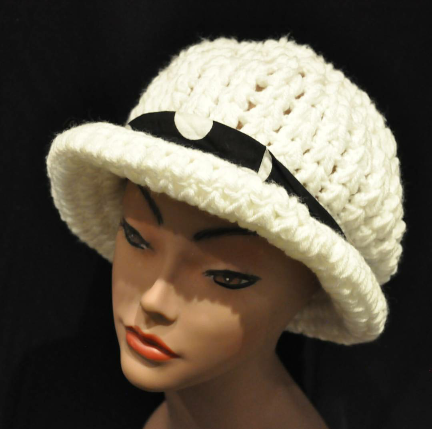 Off-White Crochet Hat with Black Polka Dots – I Shop JW